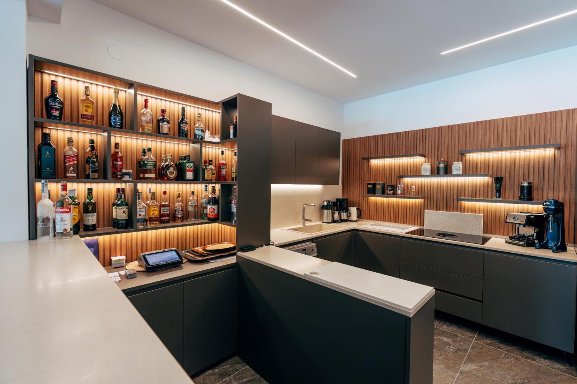 Hotel Agistro Angistron Ngoại thất bức ảnh