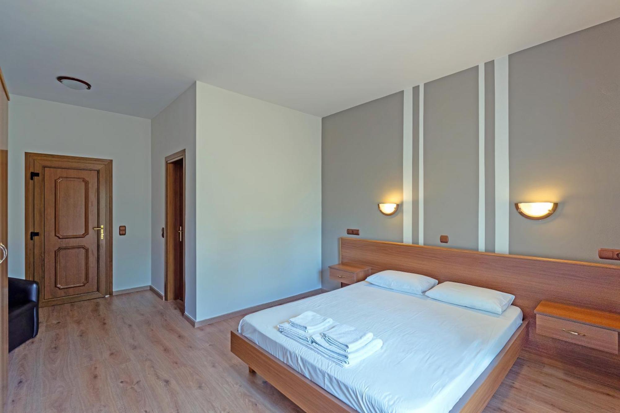 Hotel Agistro Angistron Ngoại thất bức ảnh