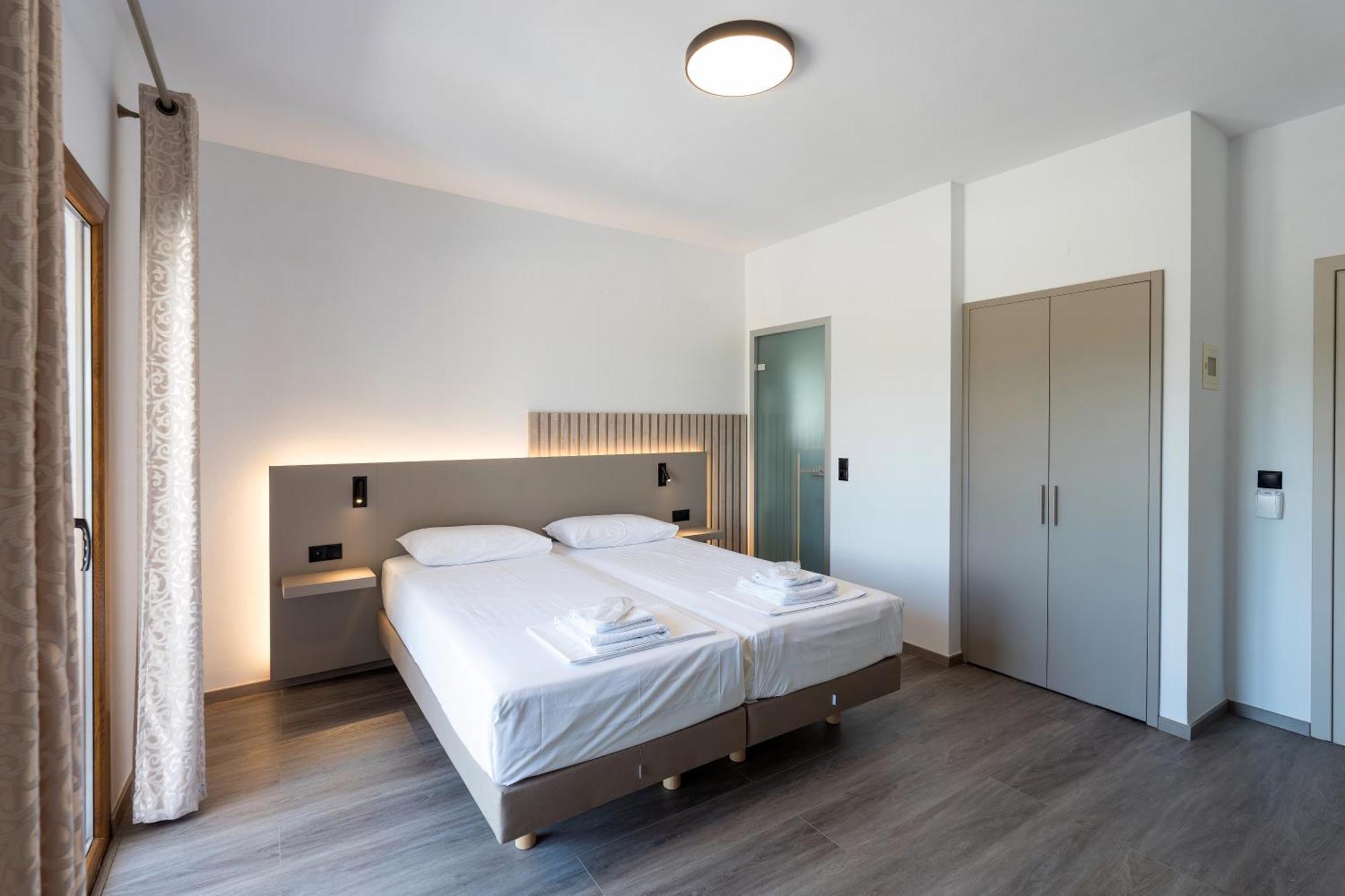 Hotel Agistro Angistron Ngoại thất bức ảnh