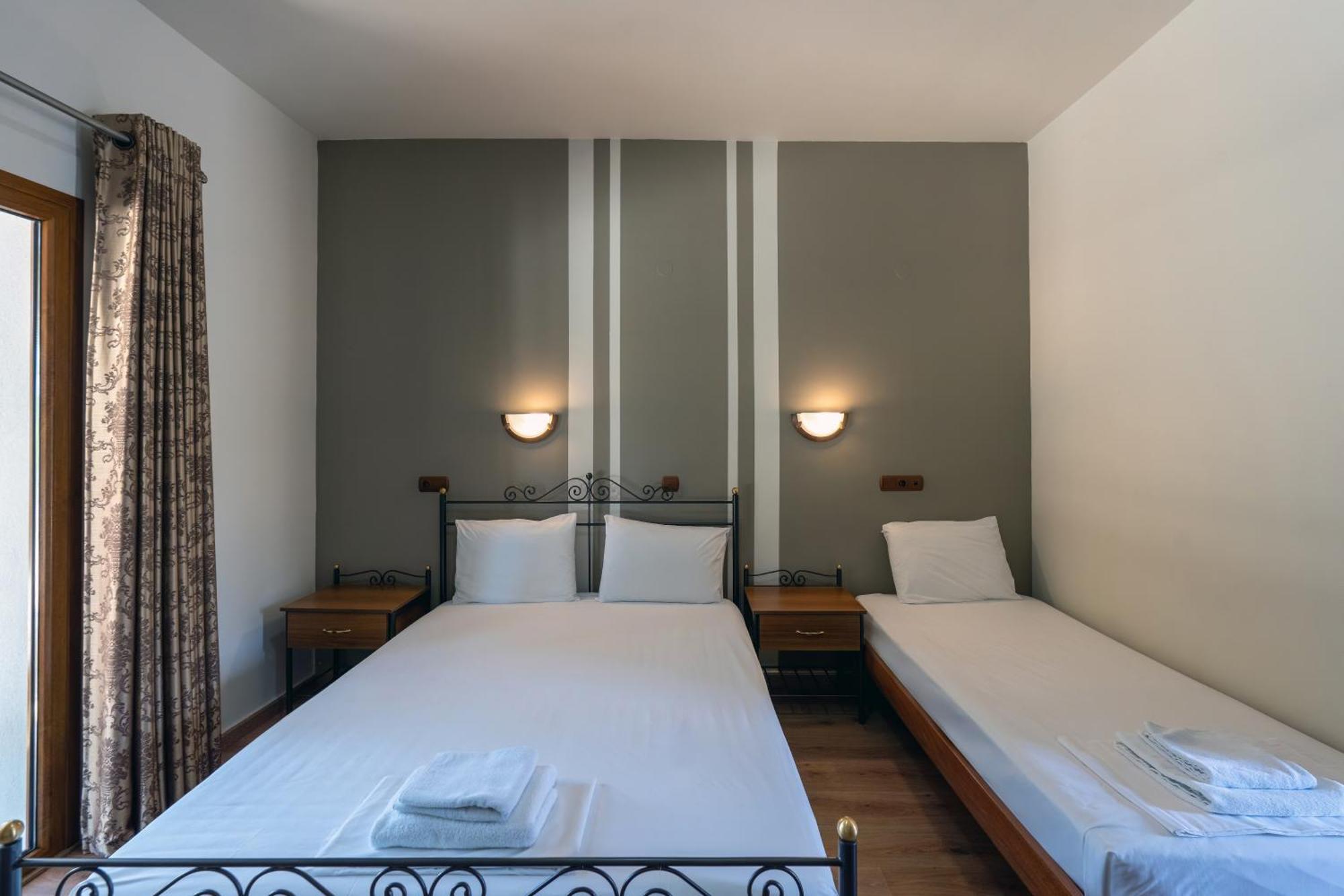 Hotel Agistro Angistron Ngoại thất bức ảnh