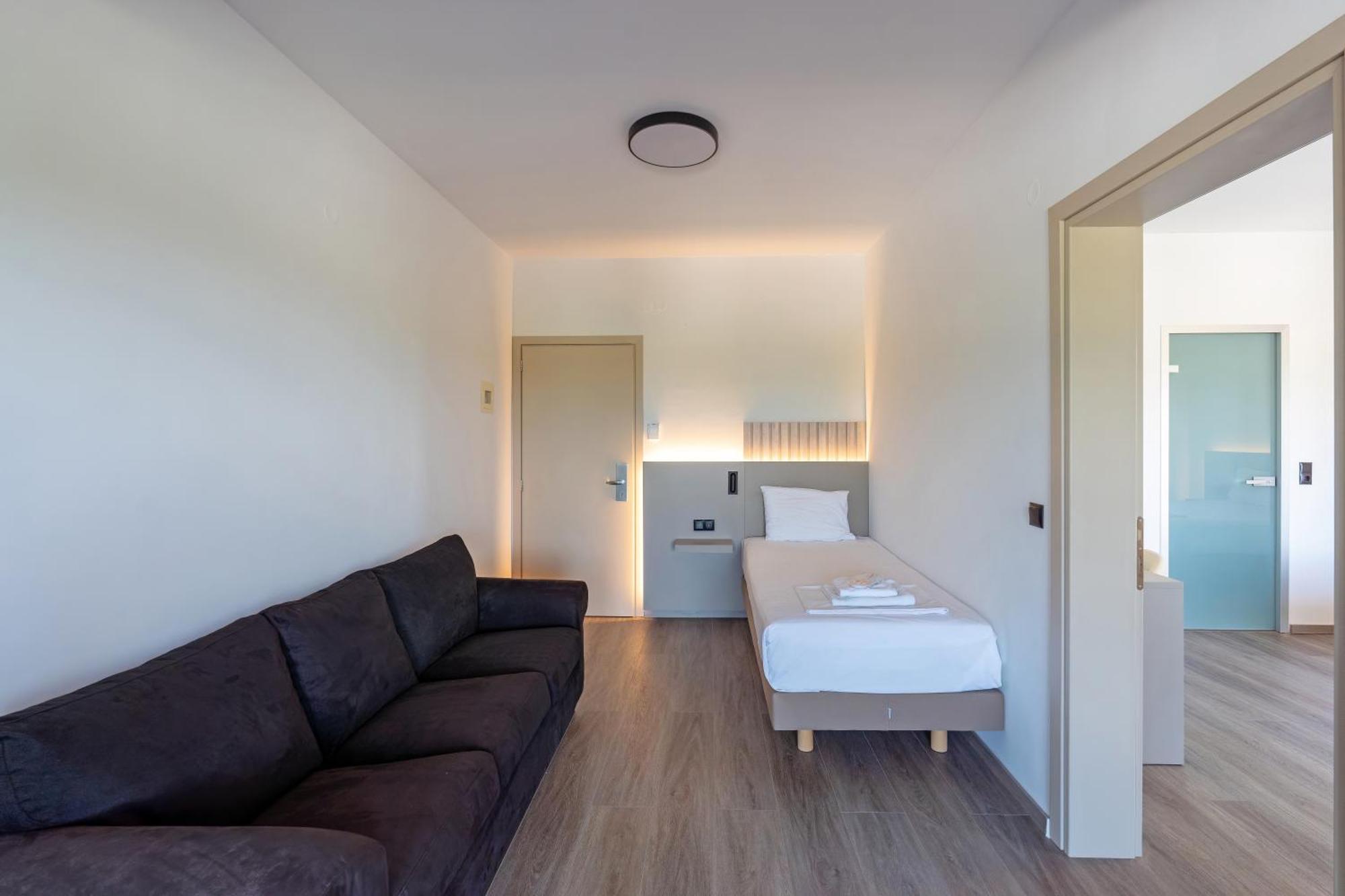 Hotel Agistro Angistron Ngoại thất bức ảnh